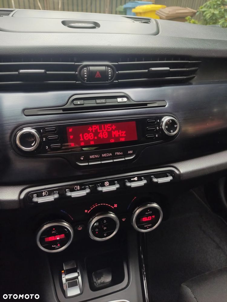 Alfa Romeo Giulietta 1.4 TB MultiAir Distinctive - 32