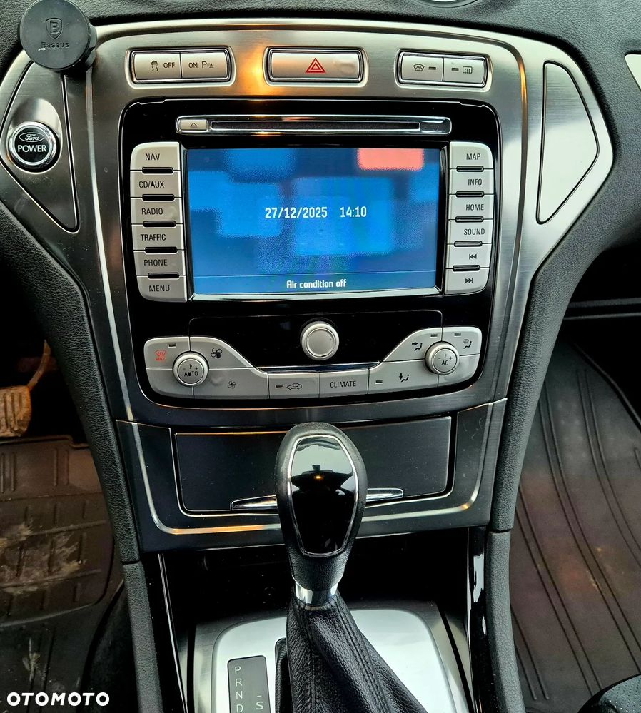 Ford Mondeo 2.0 TDCi Titanium - 22