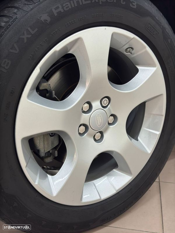 Land Rover Discovery Sport 2.0 eD4 Pure - 29