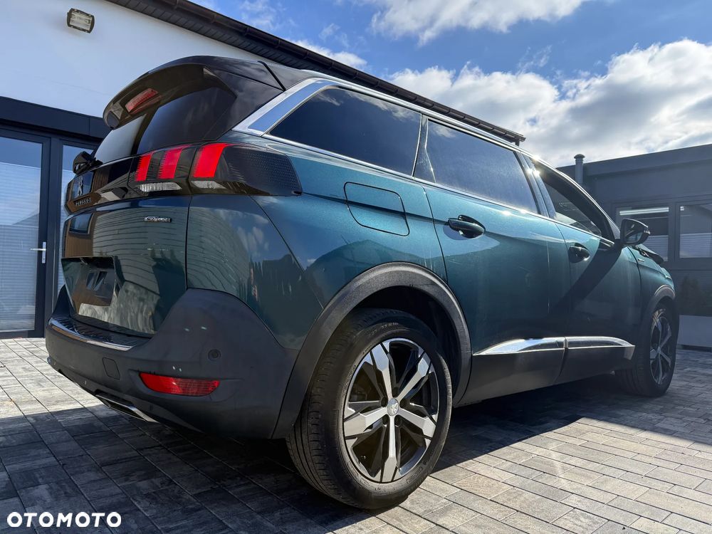 Peugeot 5008 - 9