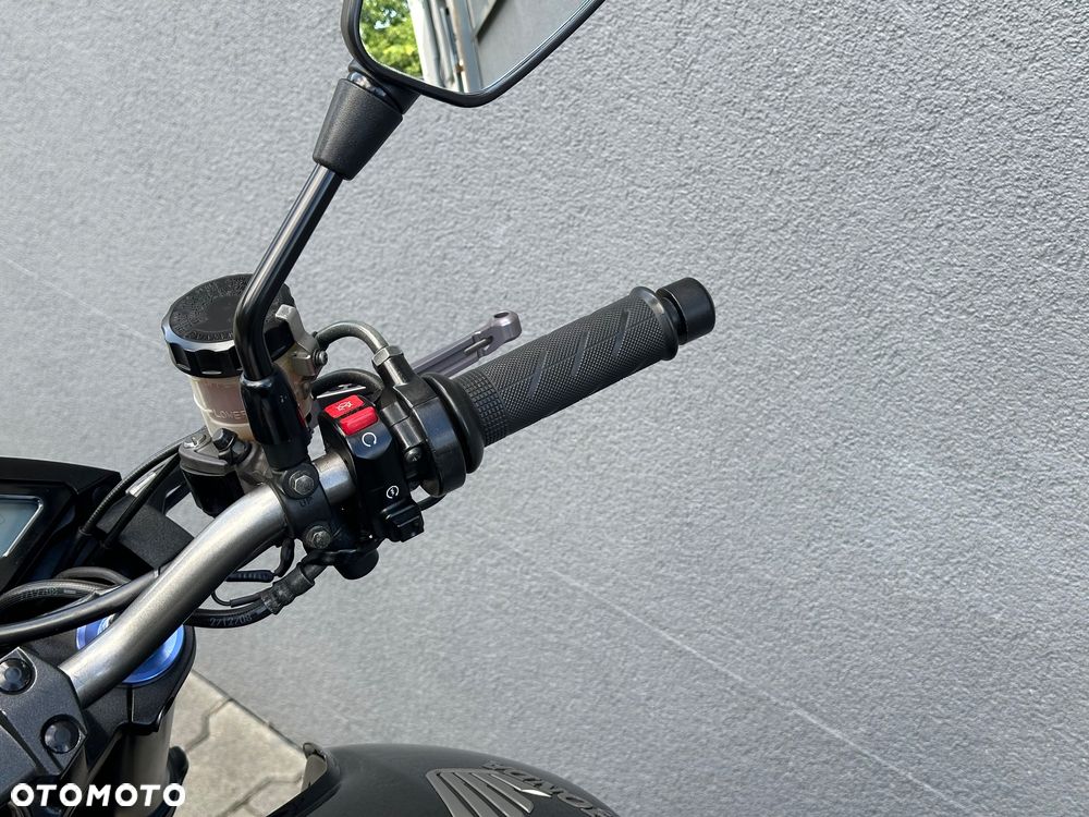 Honda CB - 21