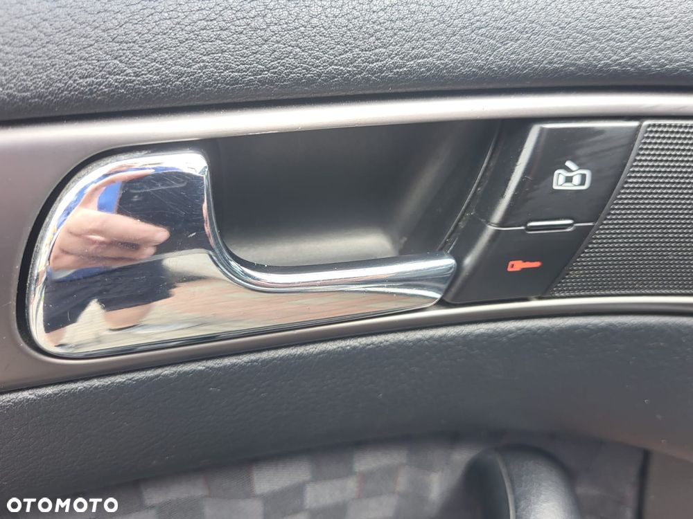 Audi A6 Limousine 2.8 Quattro - 38