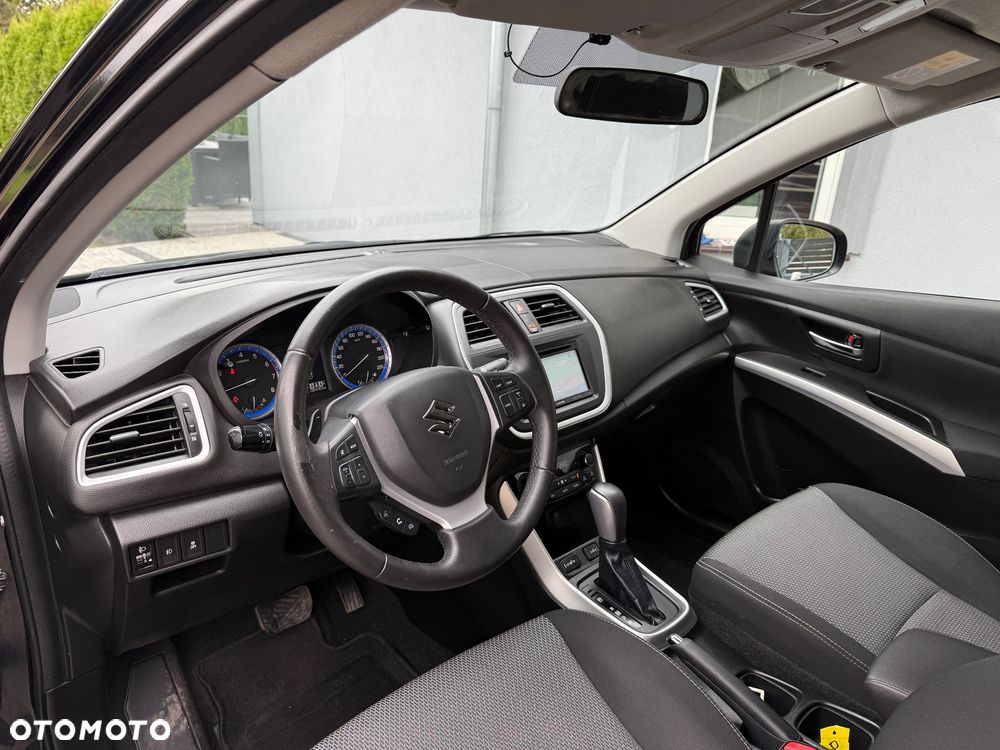 Suzuki SX4 S-Cross 1.6 VVT CVT 4x2 Comfort+ - 10