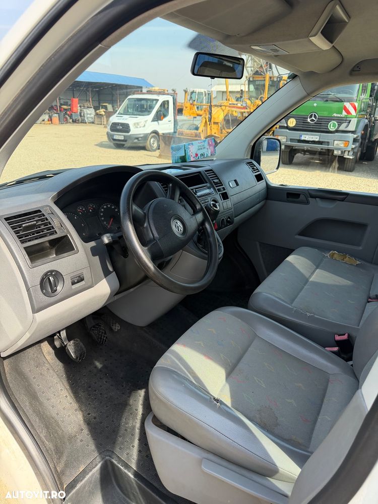 Volkswagen Transporter - 6