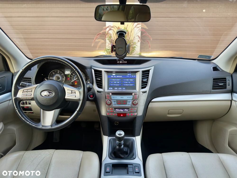 Subaru Outback - 29