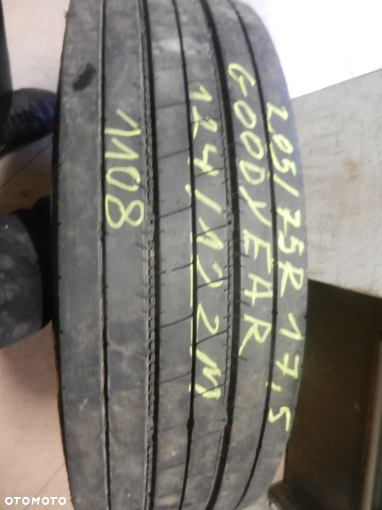 opona pojedyńcza 205/75r17,5 goodyear regional rhs 8,9mm przód - 1