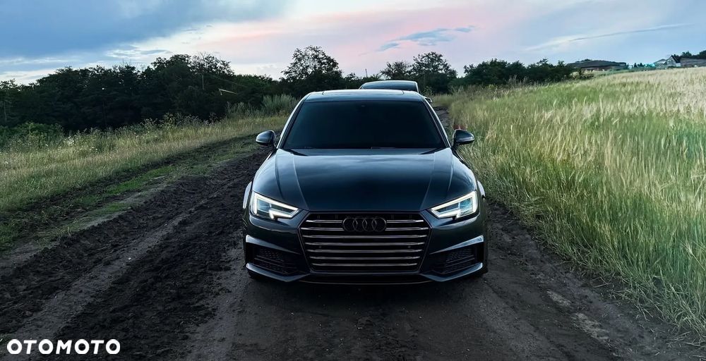 Audi A4 Limousine - 16
