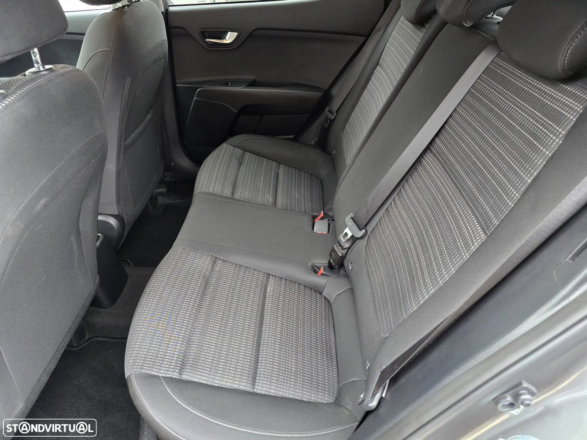 Kia Stonic 1.0 T-GDI Drive - 18