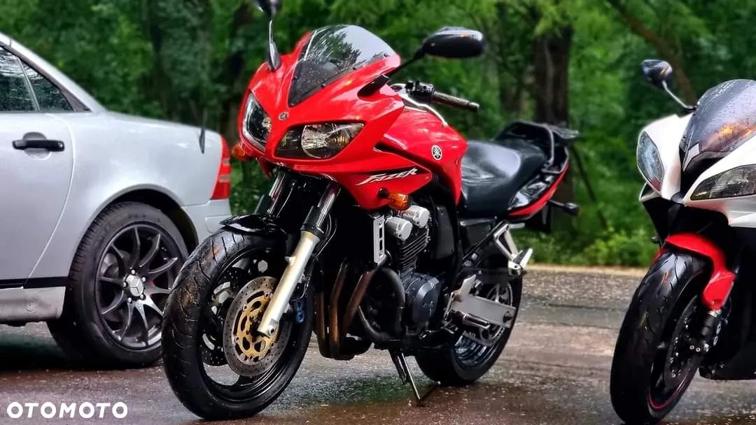 Yamaha FZS - 1