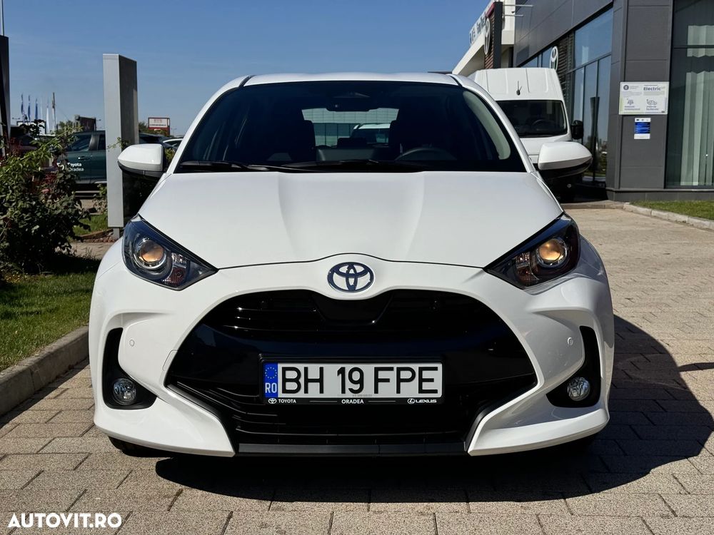 Toyota Yaris 1.5 VVT-i HSD Active - 2