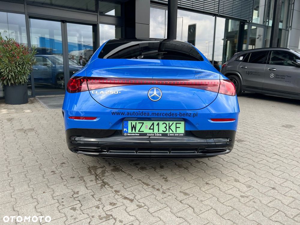 Mercedes-Benz CLA - 21