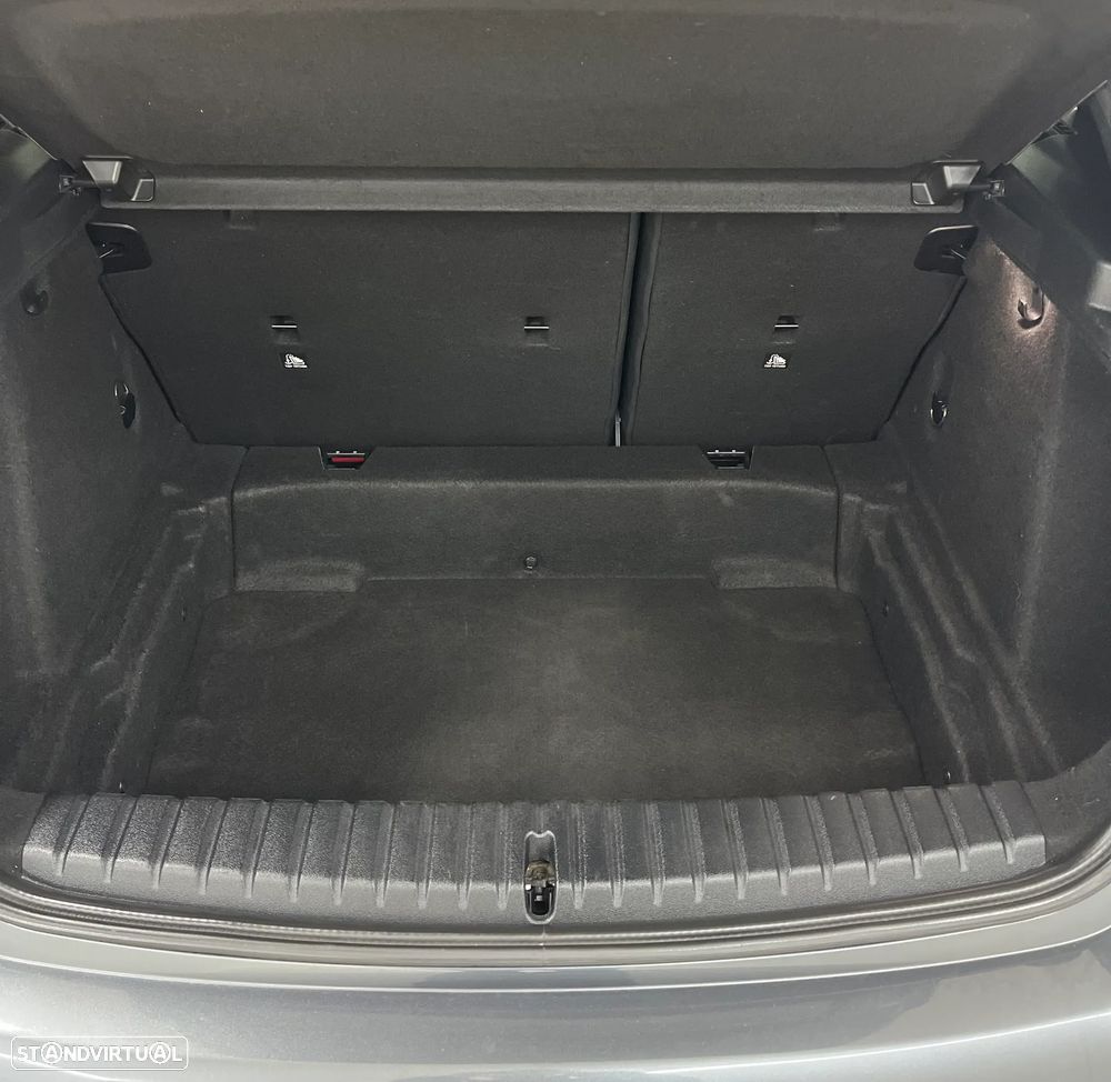 BMW 116 d Pack Desportivo M Auto - 15