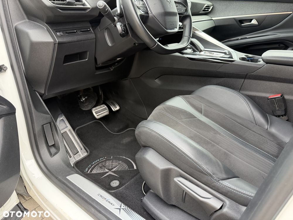 Peugeot 3008 PureTech 130 Stop & Start GPF EAT8 Crossway - 19