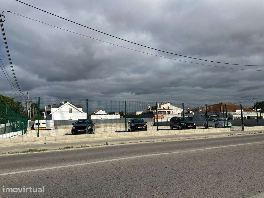 Terreno para Venda em Fernão Ferro, Seixal - Grande imagem: 4/14