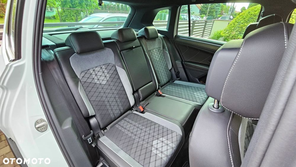 Volkswagen Tiguan - 15