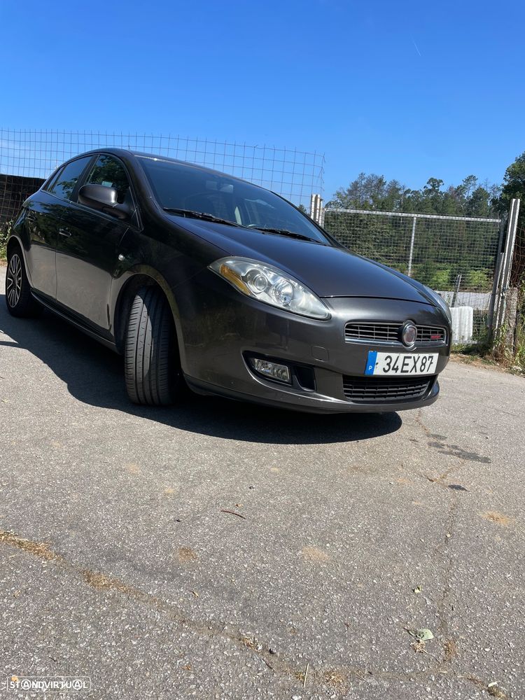 Fiat Bravo 1.9 M-Jet Sport - 2