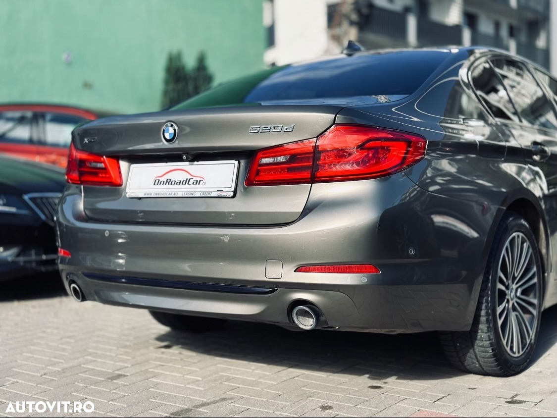 BMW Seria 5 520d xDrive AT - 13