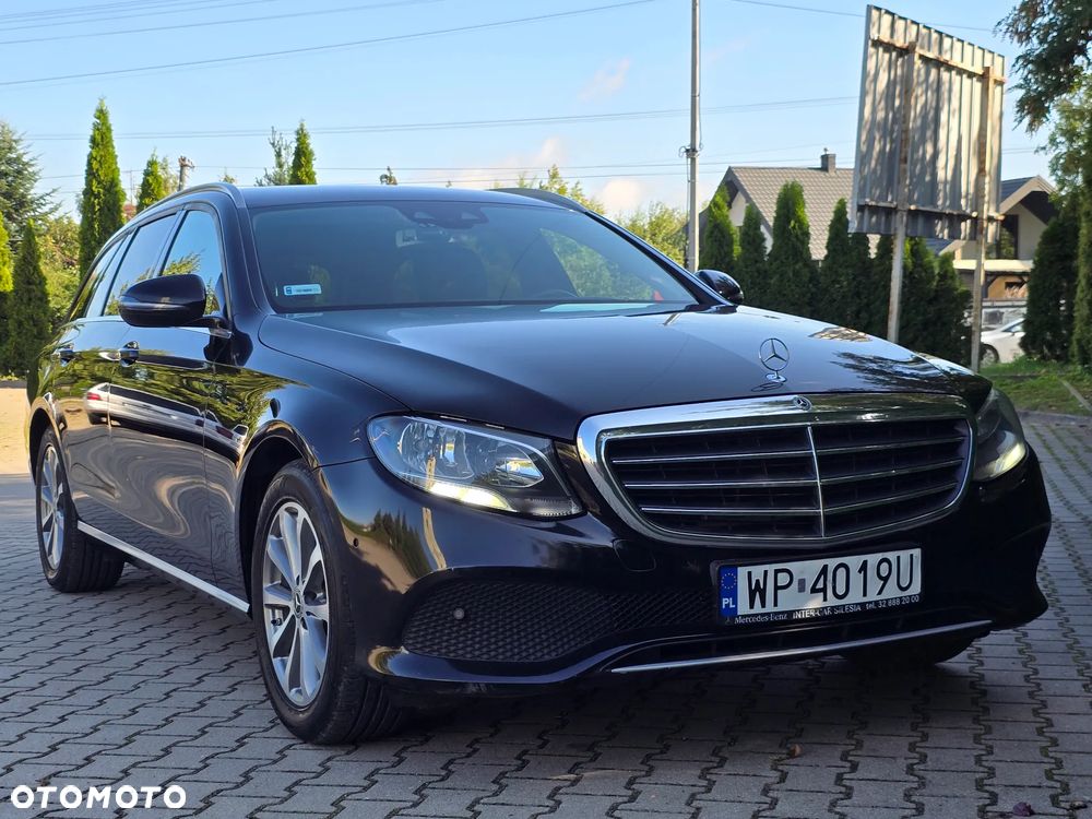 Mercedes-Benz Klasa E 200 9G-TRONIC - 33