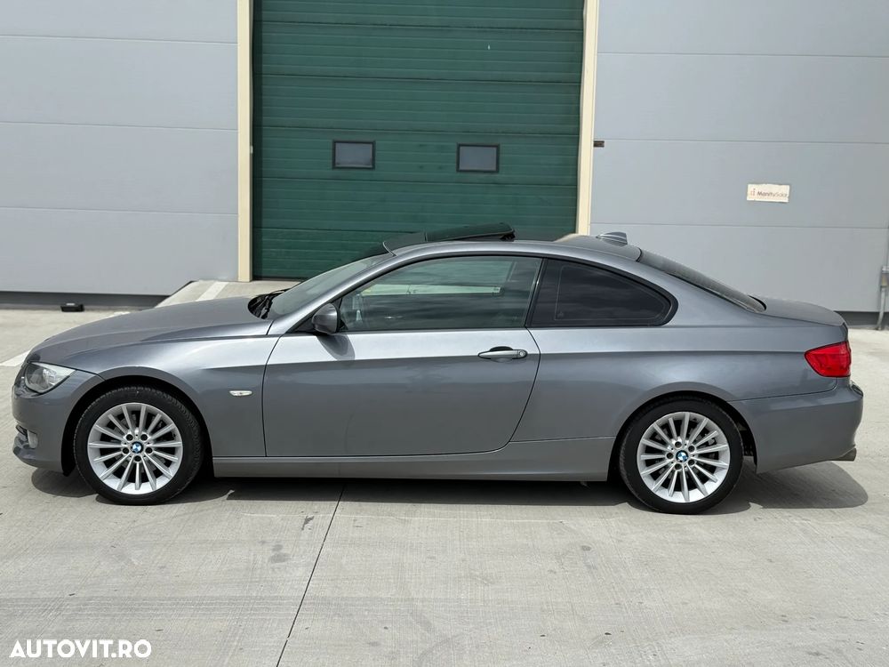 BMW Seria 3 320d Edition Exclusive - 4