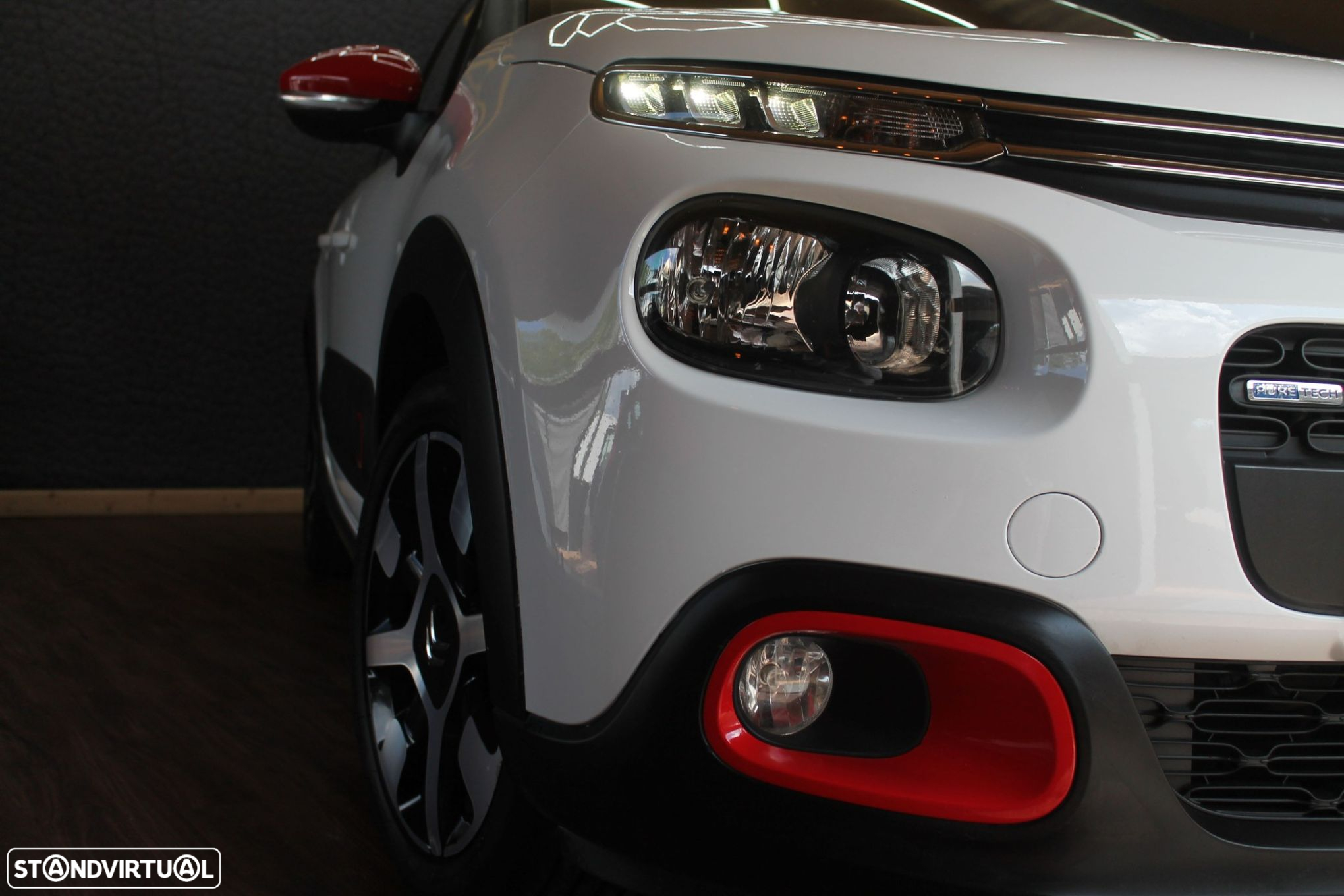 Citroën C3 1.2 PureTech Shine - 3