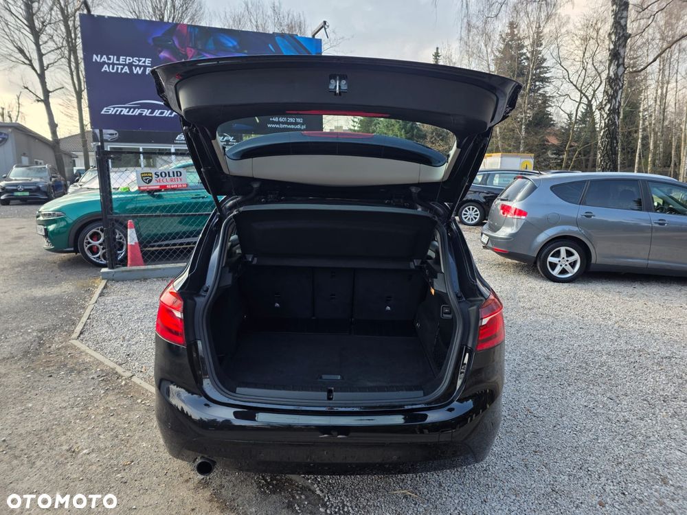 BMW Seria 2 218i - 22