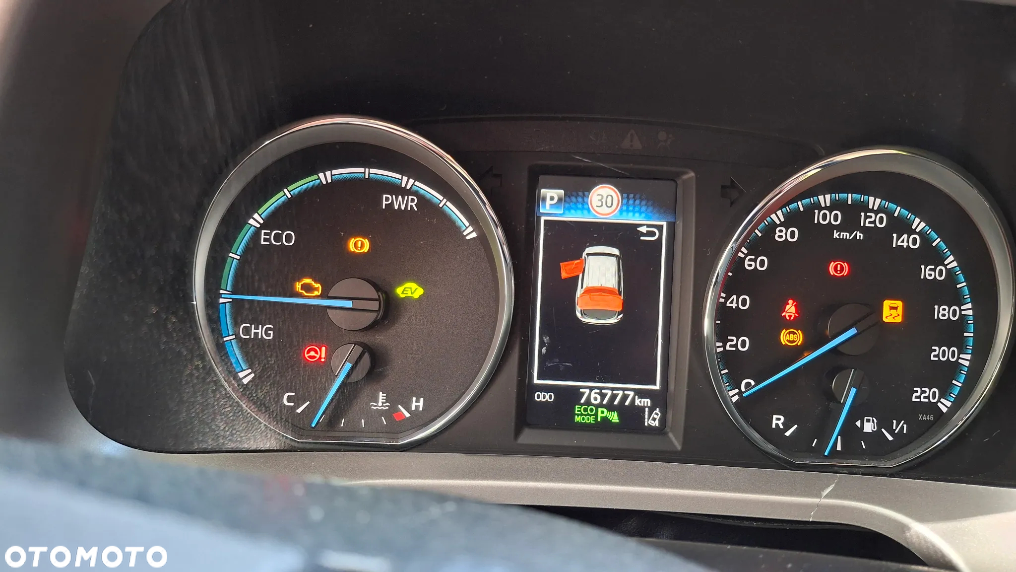 Toyota RAV4 - 8