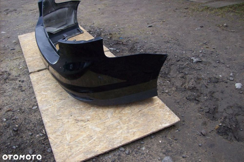 zderzak tylny ford focus - 3