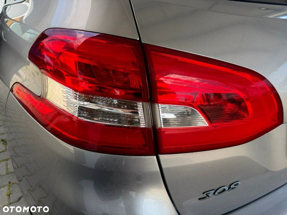 Peugeot 308 - 13