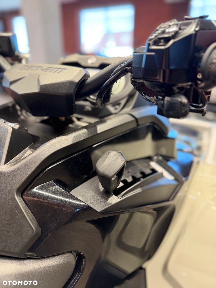 Can-Am Outlander - 13