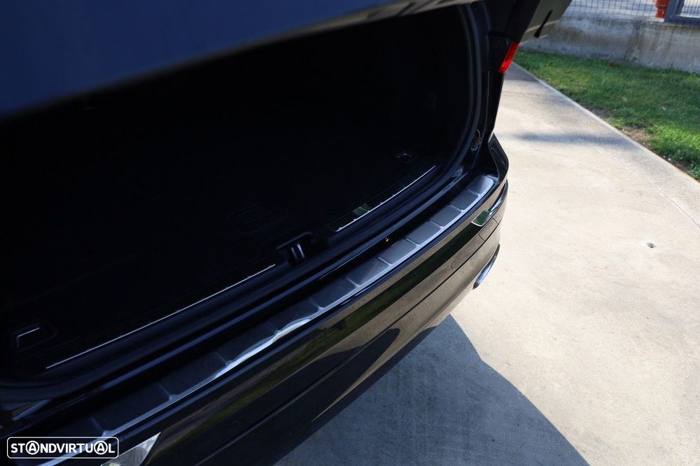 Volvo XC 60 2.0 T8 PHEV Inscription AWD - 7
