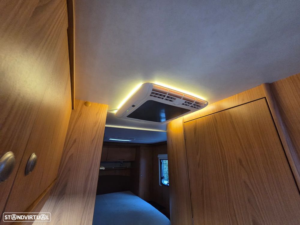 Burstner Aviano 725i cama central - 46