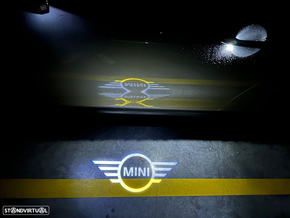 MINI 3 Portas Cooper SE Essential - 18