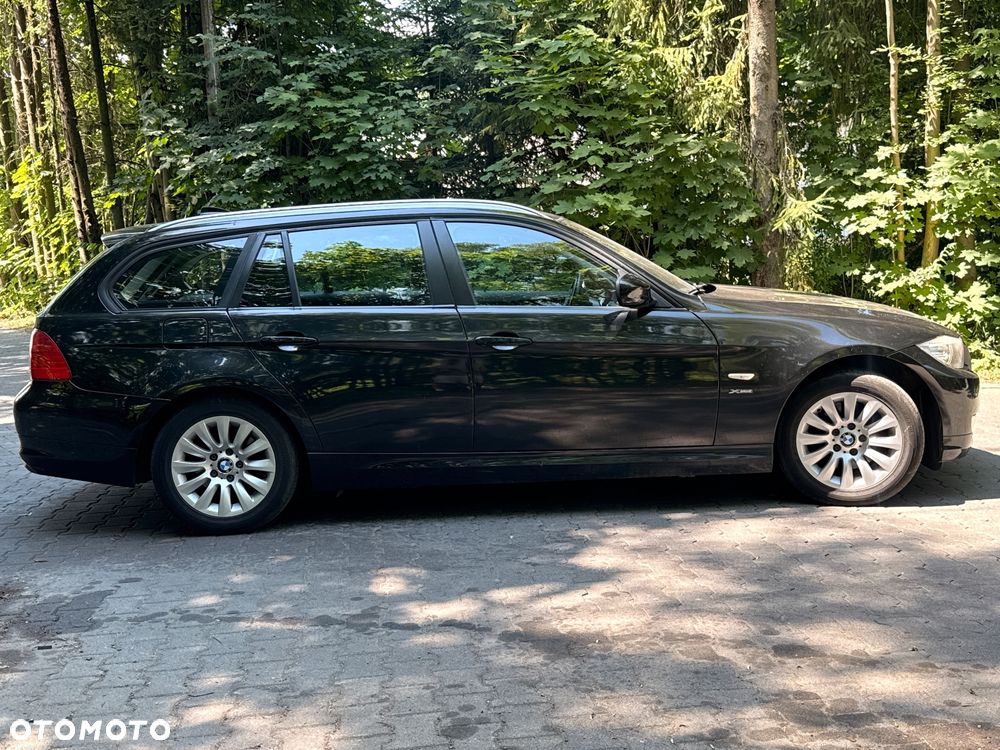 BMW Seria 3 ver-320d-xdrive - 4