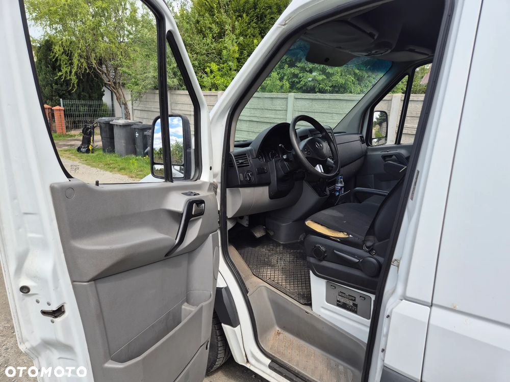 Mercedes-Benz SPRINTER - 10