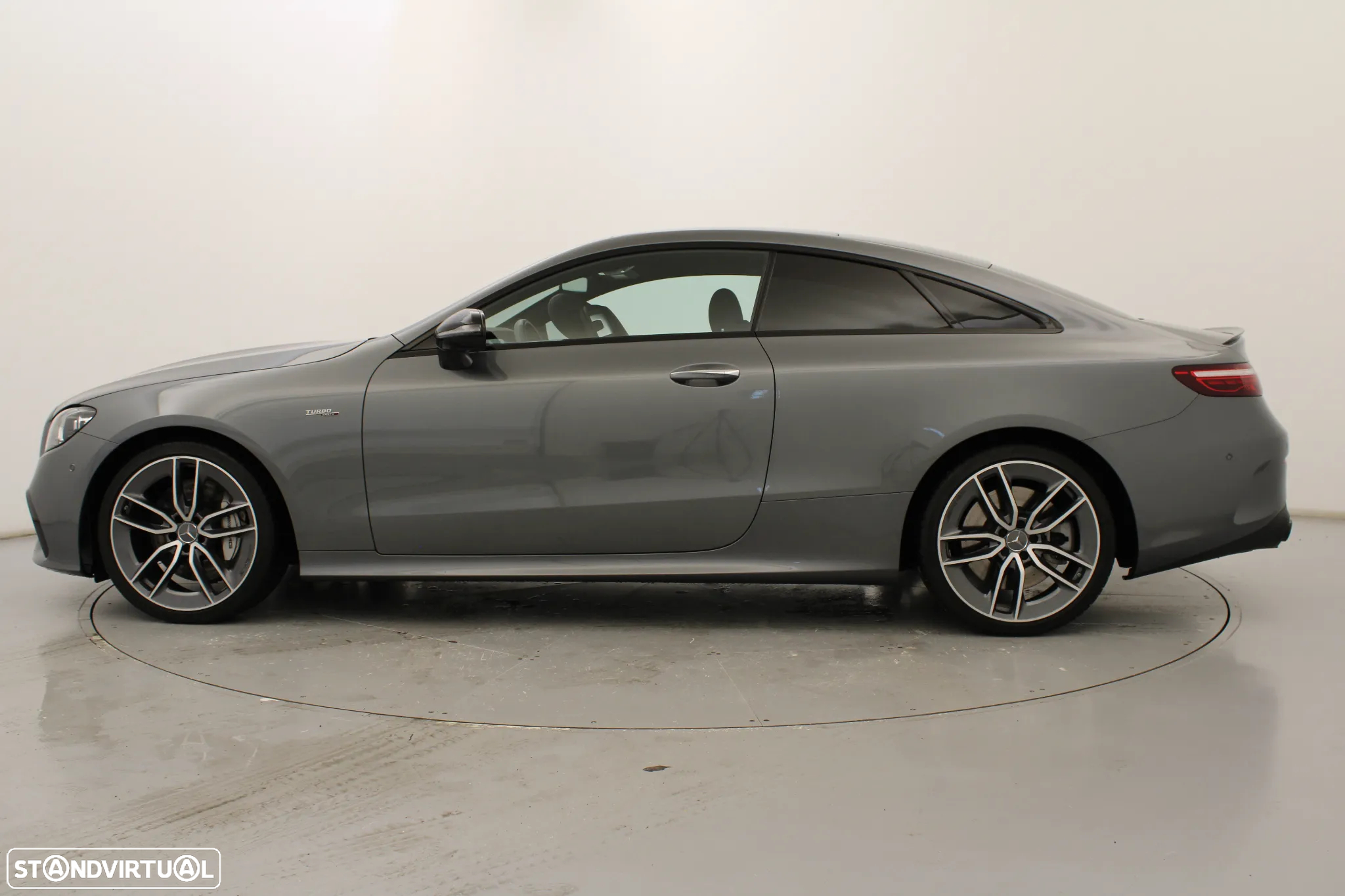 Mercedes-Benz E 53 AMG 4Matic+ - 12