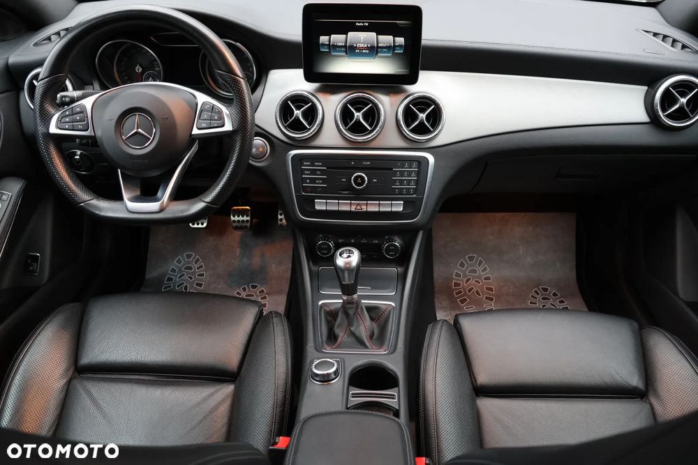 Mercedes-Benz CLA 180 d AMG Line - 25