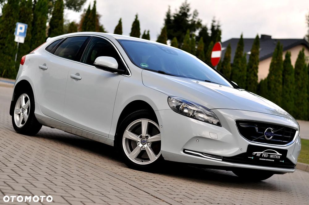 Volvo V40 D3 Inscription - 3