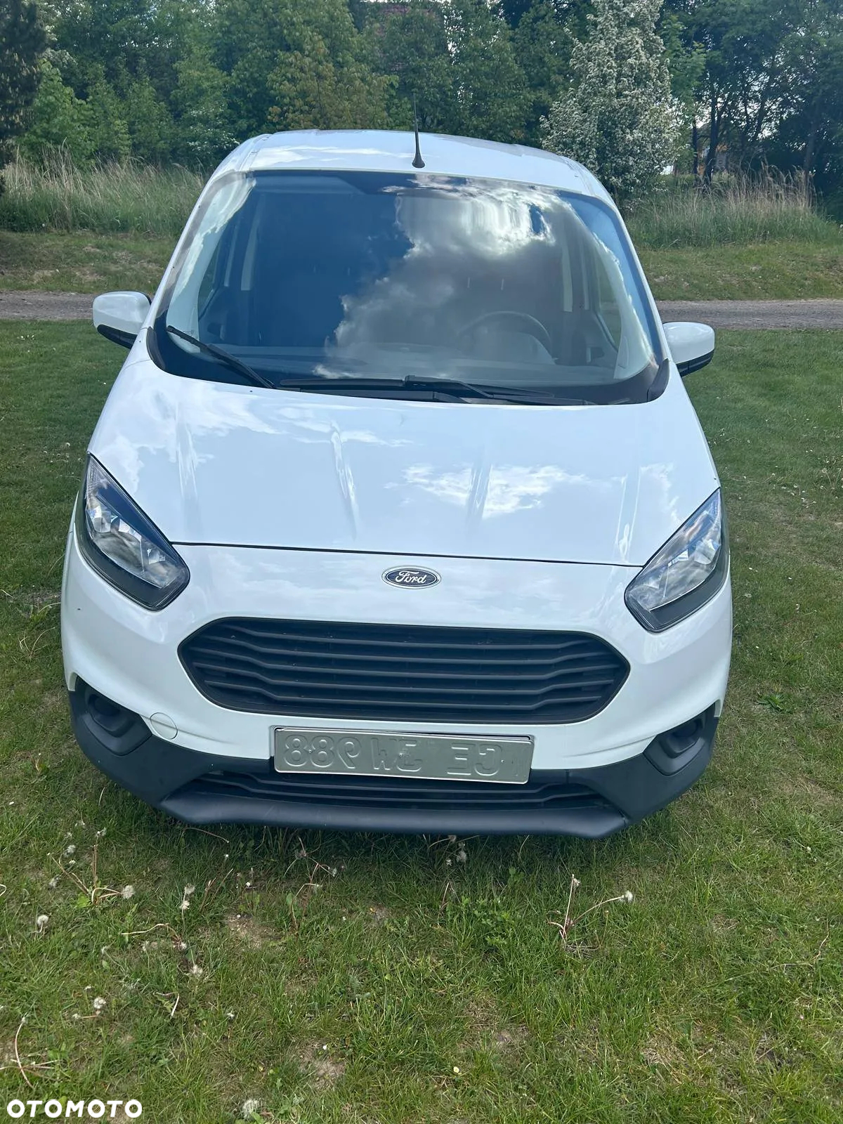 Ford Transit Courier - 7