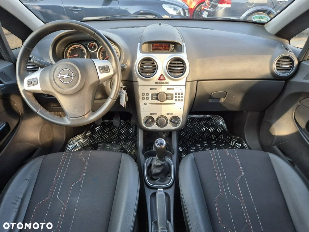 Opel Corsa 1.4 16V 150 Jahre - 22