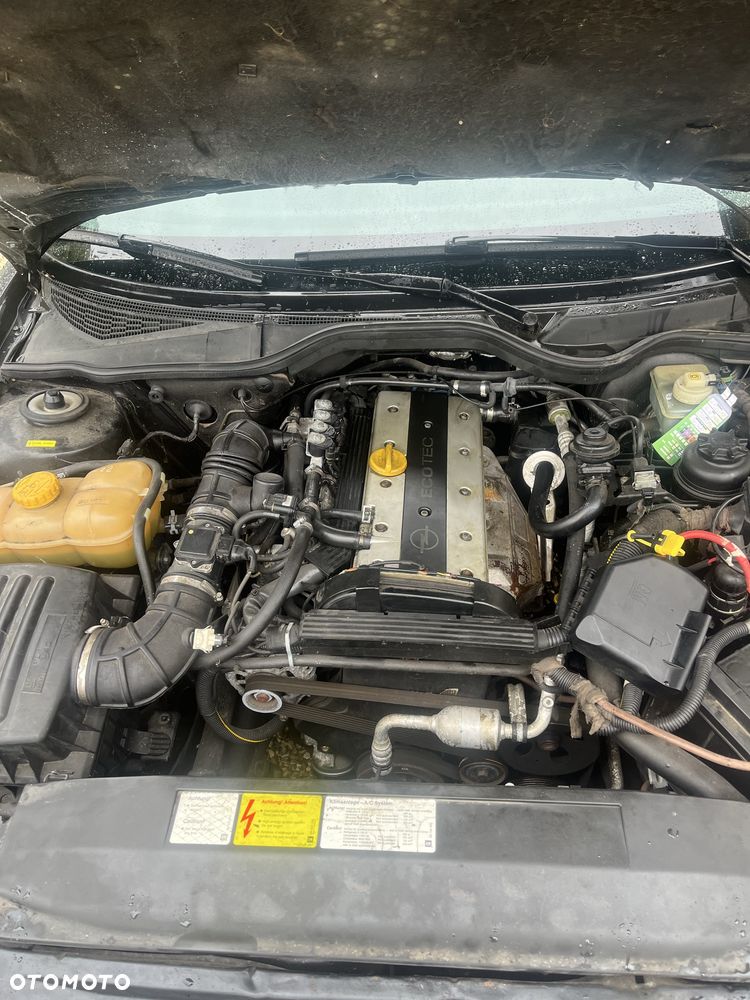 Opel Omega - 8