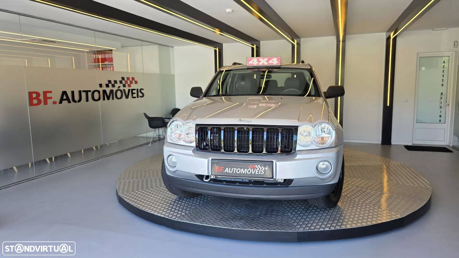 Jeep Grand Cherokee 3.0 CRD V6 Laredo - 10