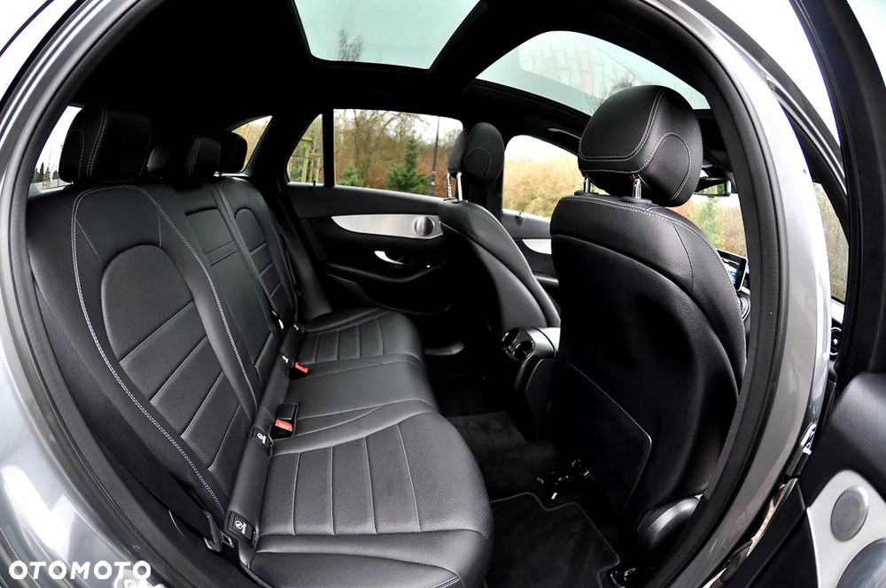 Mercedes-Benz GLC 350 e 4Matic 7G-TRONIC Exclusive - 22