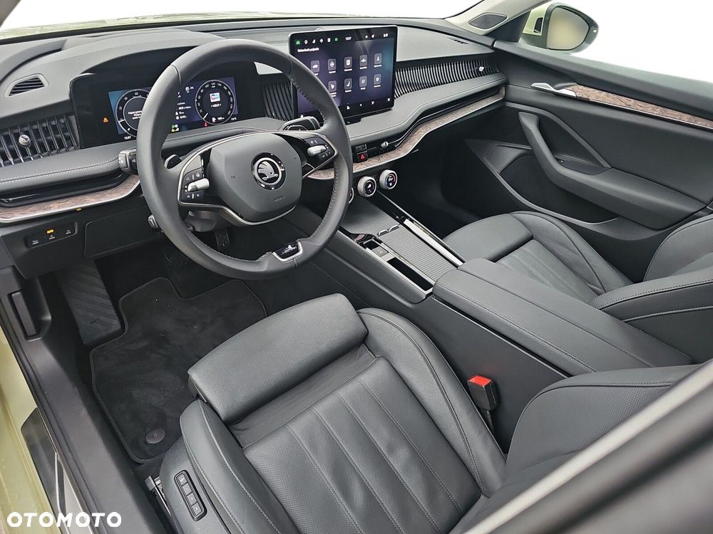 Skoda Superb 1.5 TSI mHEV L&K DSG - 10