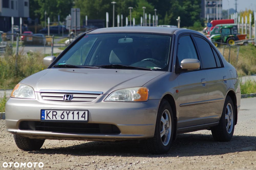 Honda Civic 1.6i LS - 1