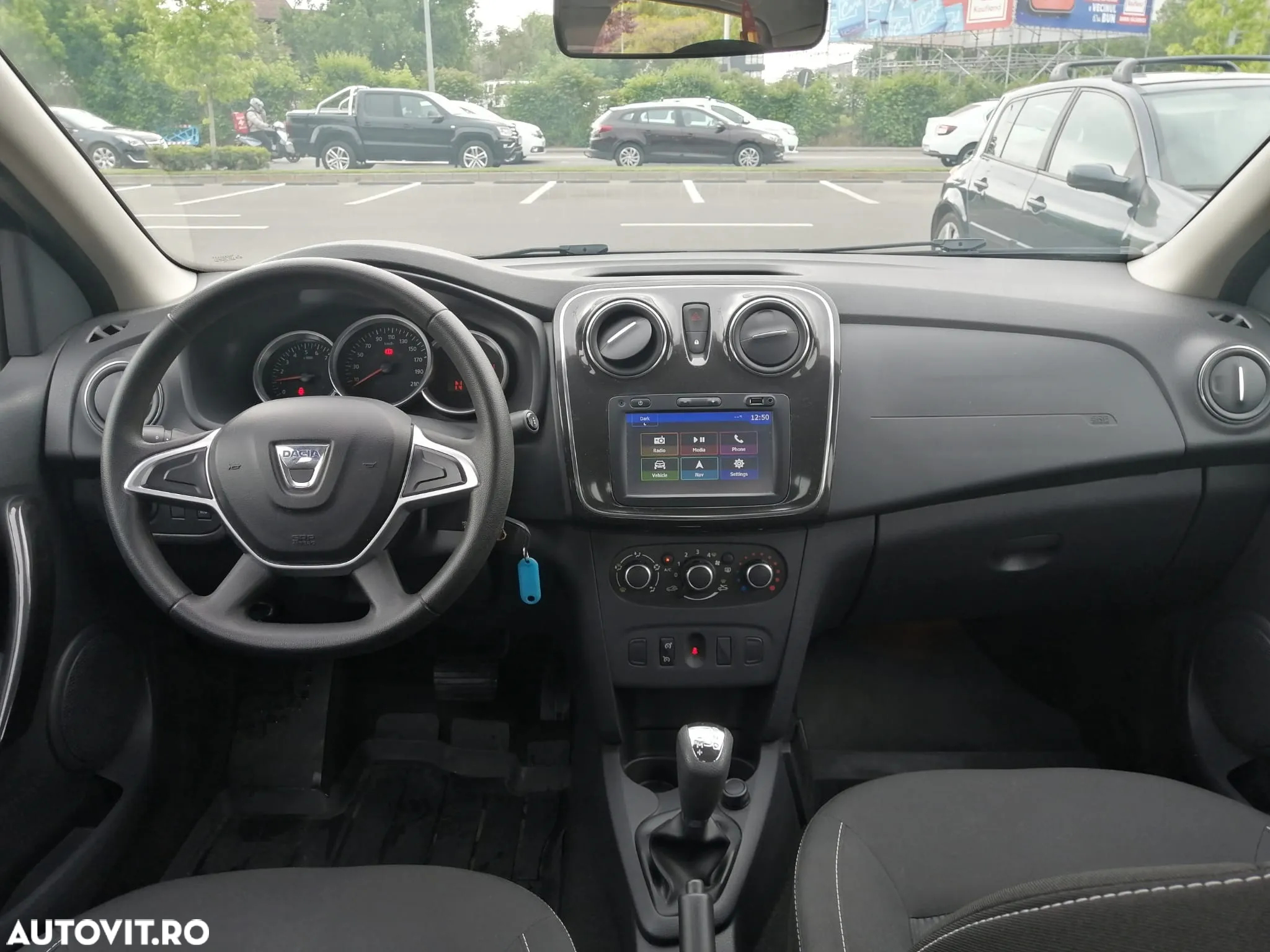 Dacia Logan 0.9 TCe Easy-R Laureate - 8