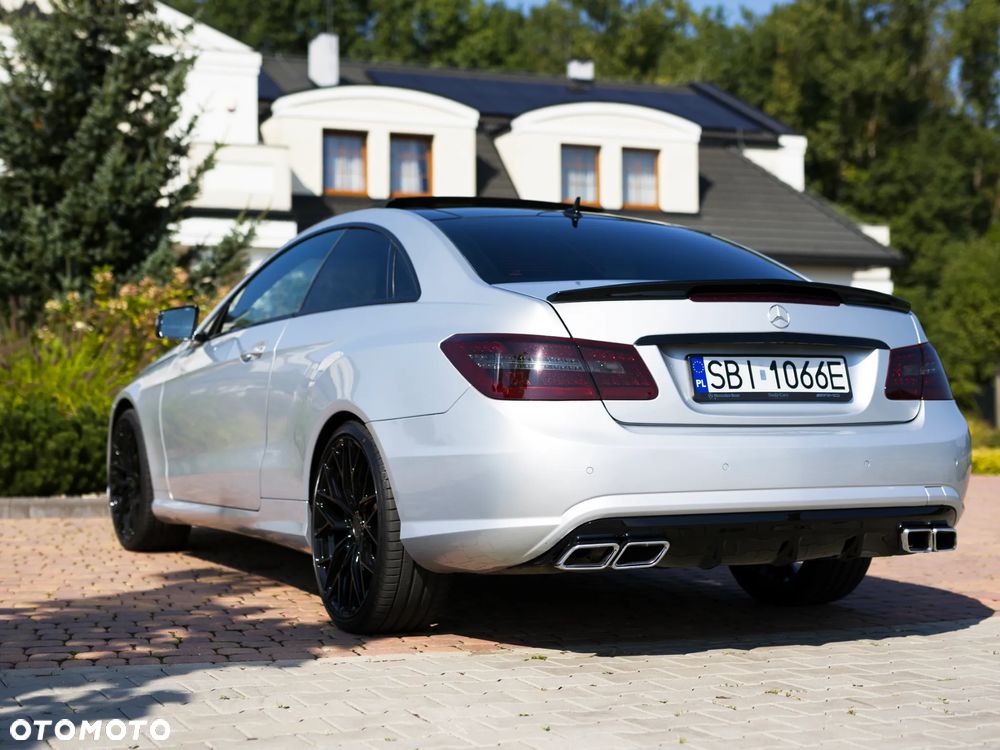 Mercedes-Benz Klasa E 500 - 5