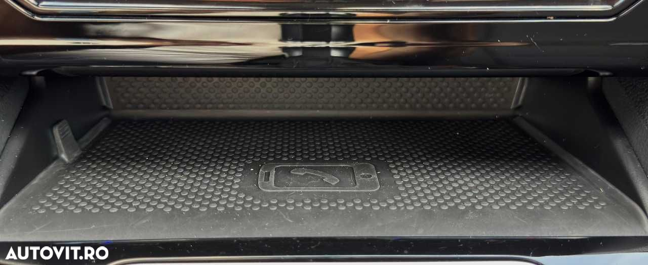 Volkswagen Passat - 25