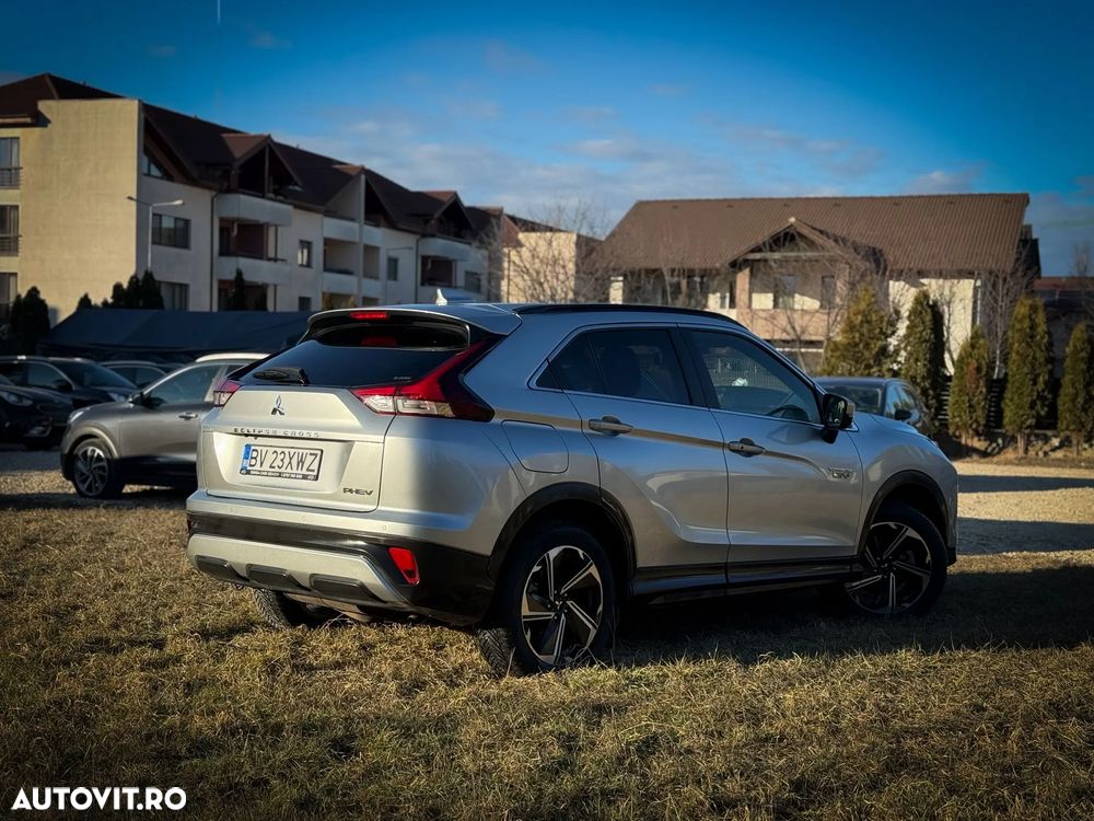 Mitsubishi Eclipse-Cross PHEV Intense+ Black - 5