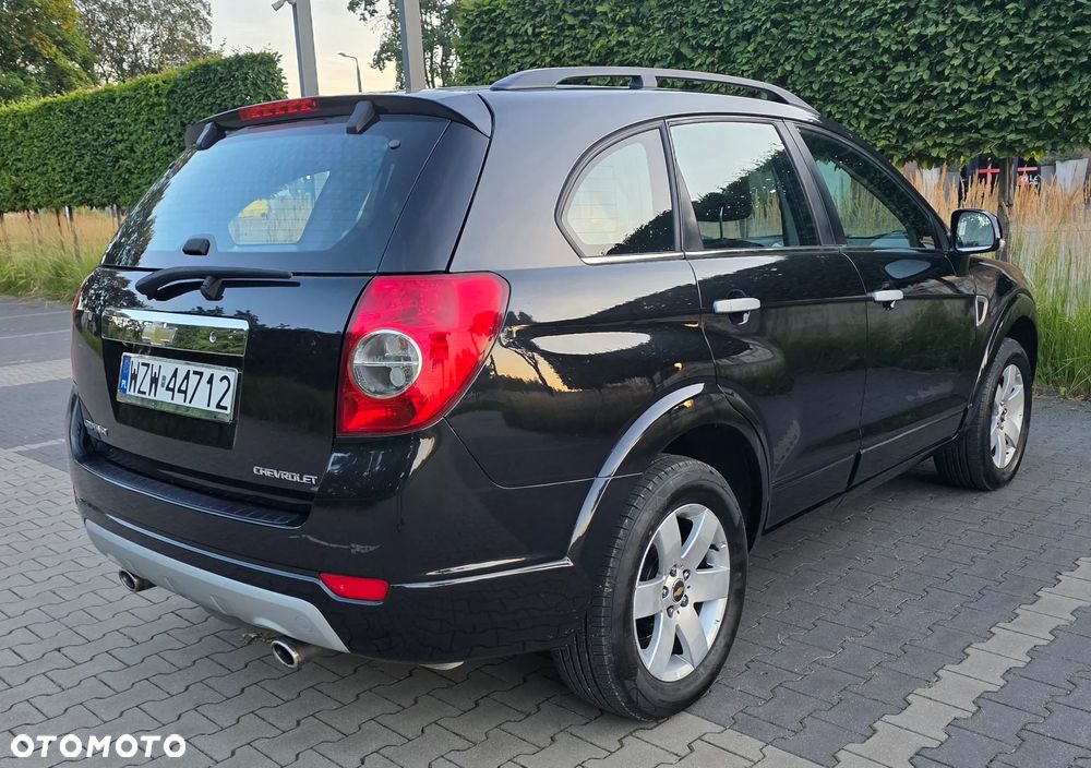 Chevrolet Captiva 2.4 4WD 7 Sitzer LT - 10