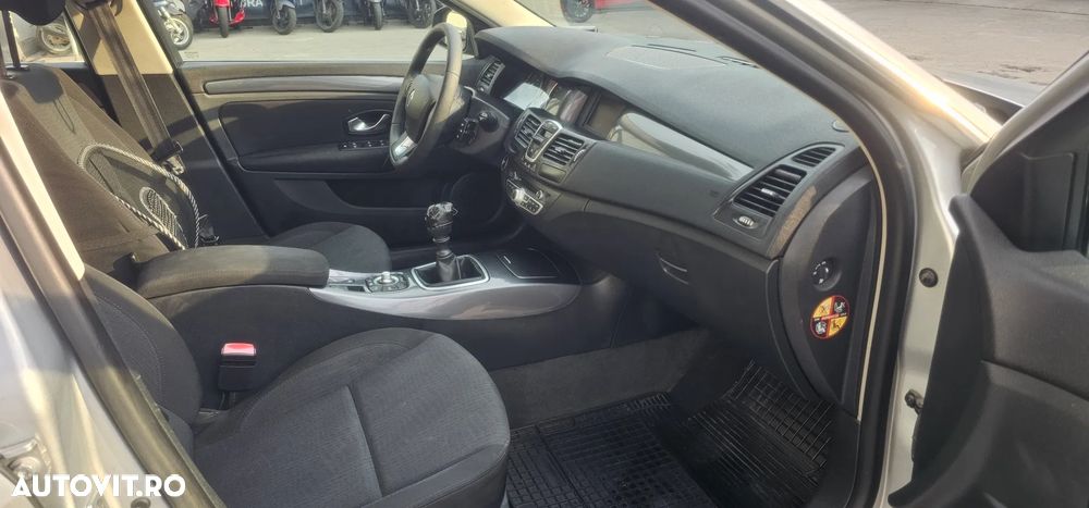 Renault Laguna - 17